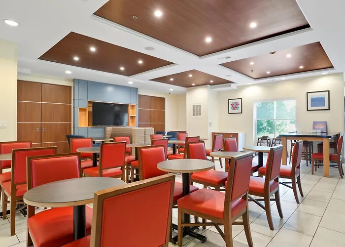 Holiday Inn Express & Suites Denver North - Thornton By Ihg